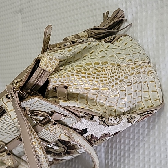 Beautifully Embroderided & Leather Sharif 1827 Satchel - Picture 4 of 14